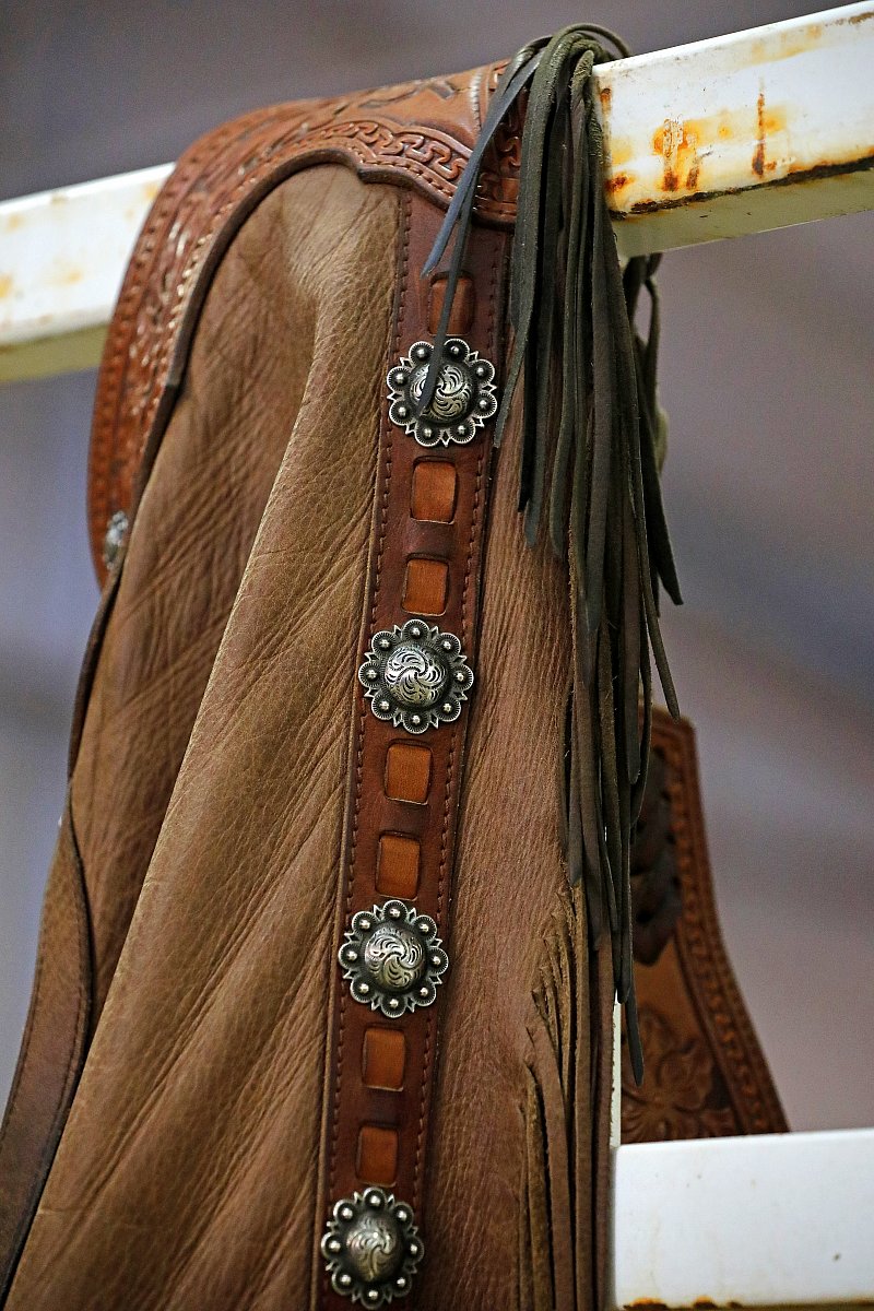 _PP_8597-CHAPS HANGING DETAIL.jpg